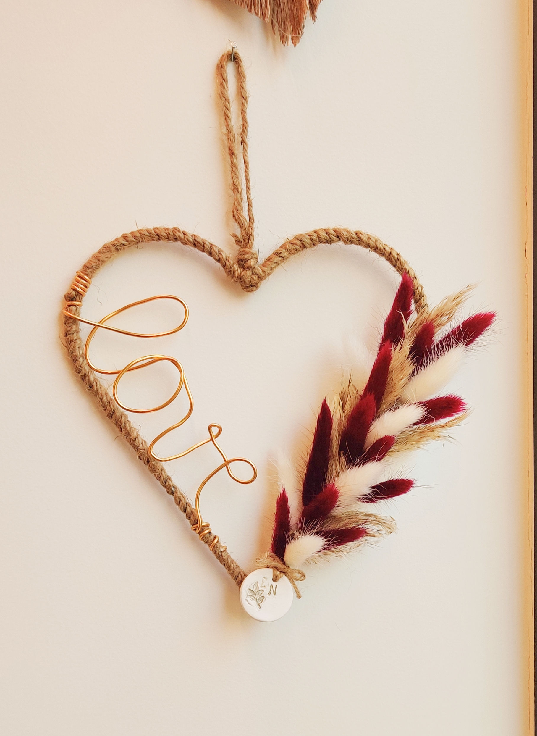 Cœur fleurs séchées rouges