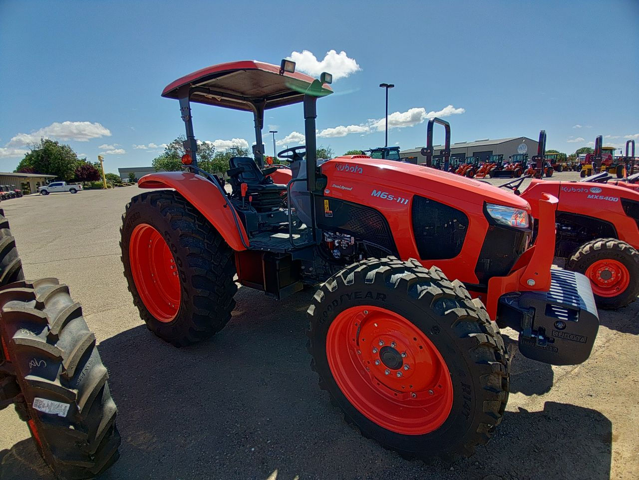 2023 Kubota M6S-111SDS2 4WD ROPS