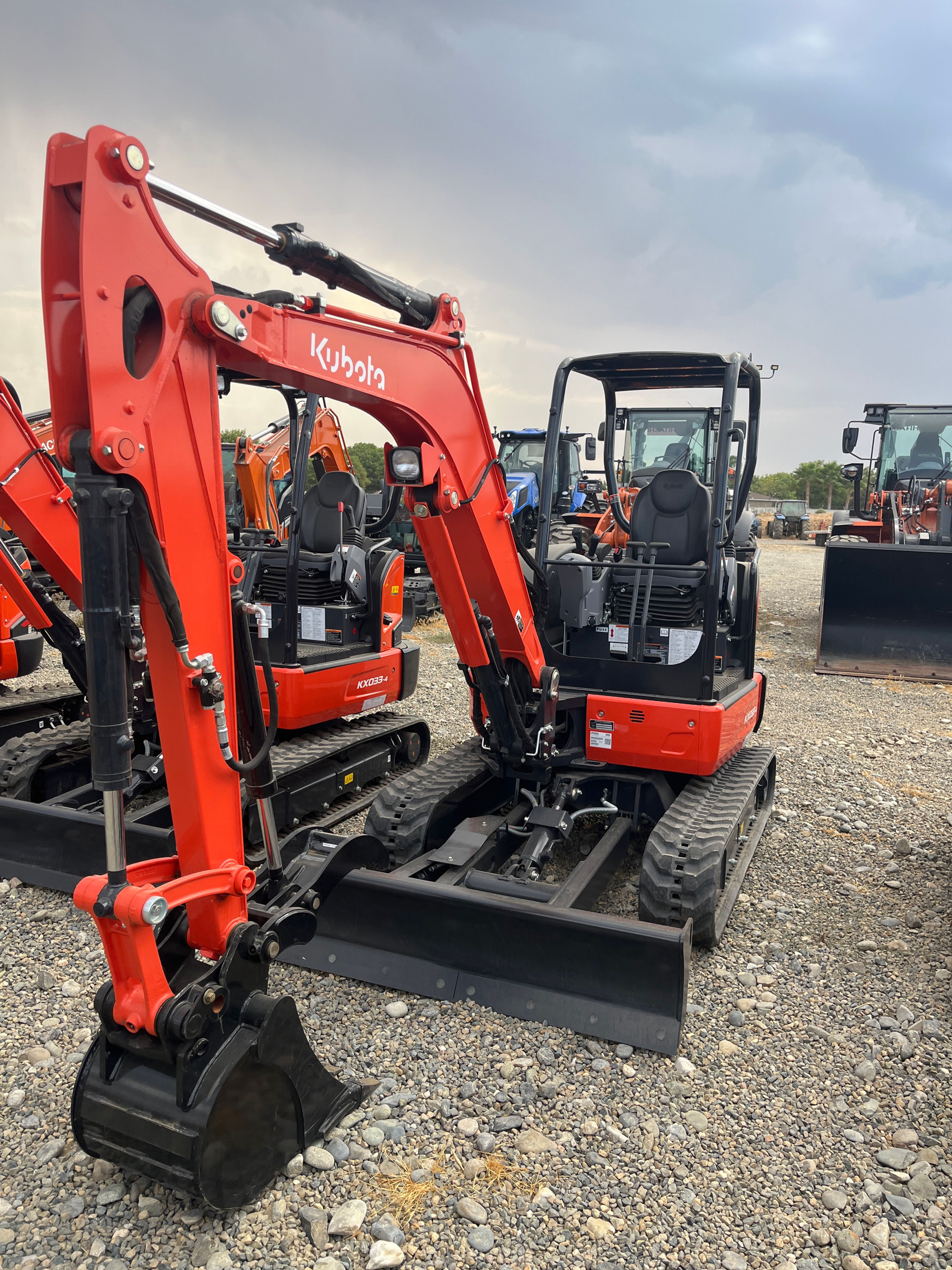 2024 Kubota KX033-4R1 ROPS Angle Blade