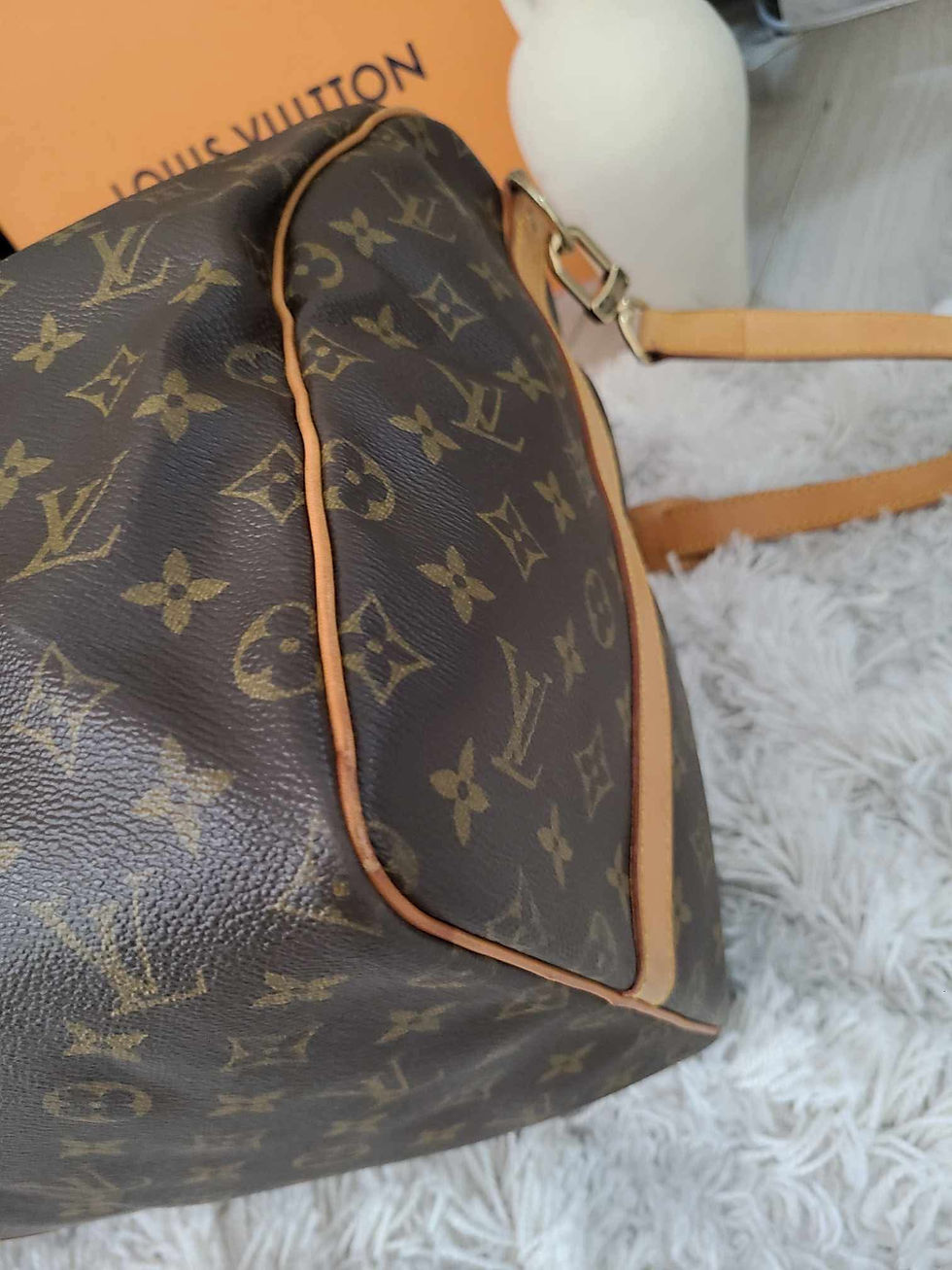 Thumbnail: Authentic Louis Vuitton Keepall bandouliere 55 luggage bag (pre owne)