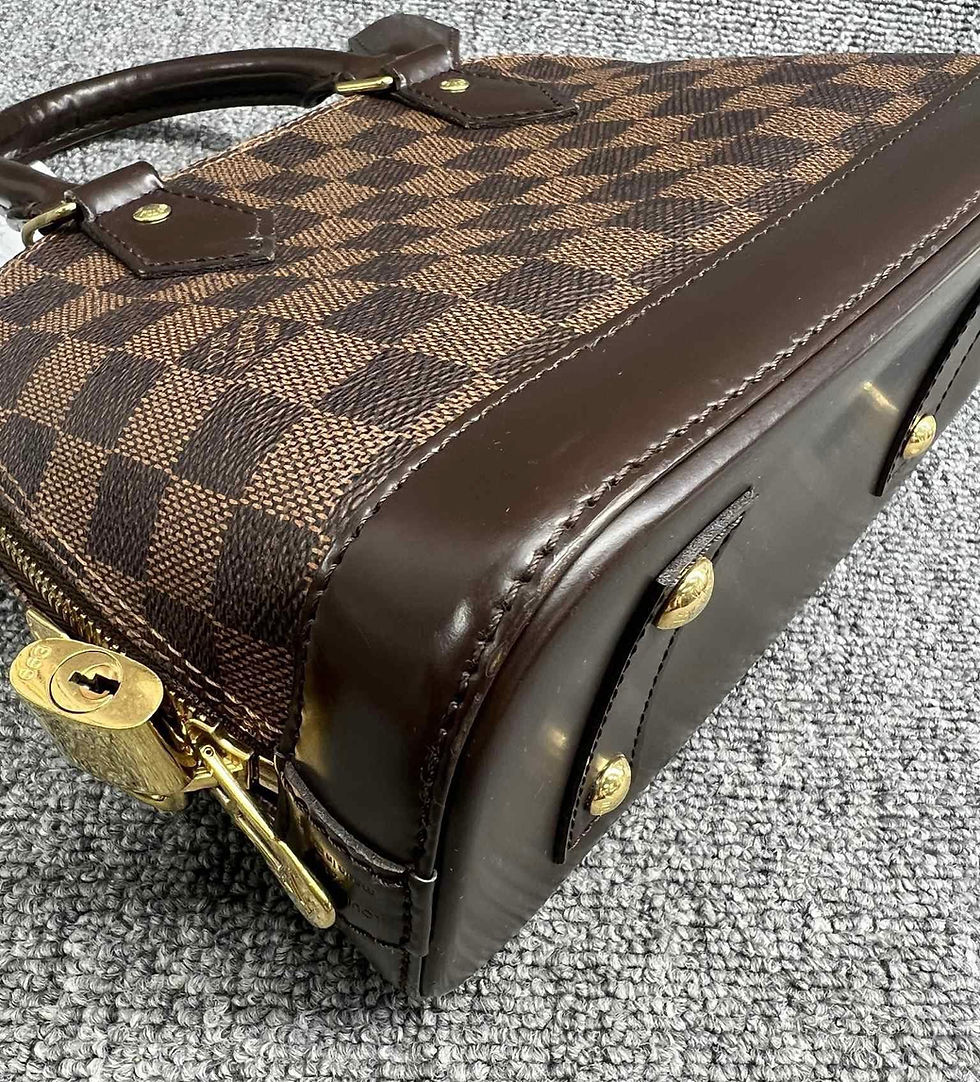 Thumbnail: Authentic Louis Vuitton Alma BB damier ebene handbag/crossbody (pre owned)