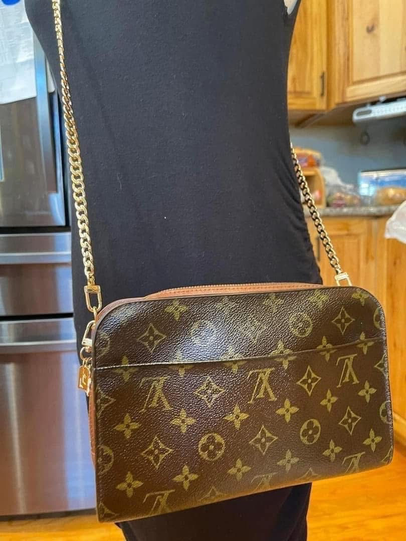 Thumbnail: Authentic Louis Vuitton Orsay clutch (pre owned)