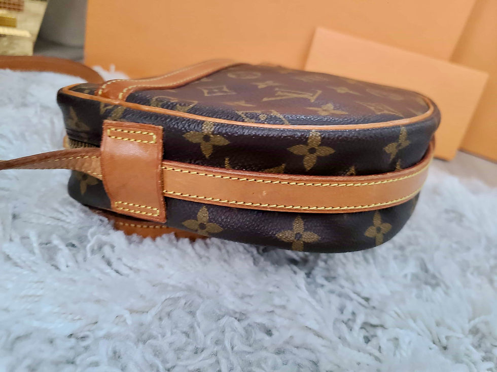 Thumbnail: Authentic Louis Vuitton Jeune fille MM crossbody bag (pre owned)