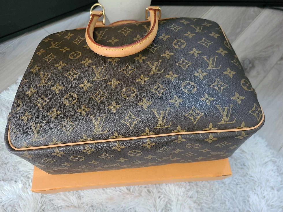 Thumbnail: Authentic Louis Vuitton Deauville handbag (pre owned)