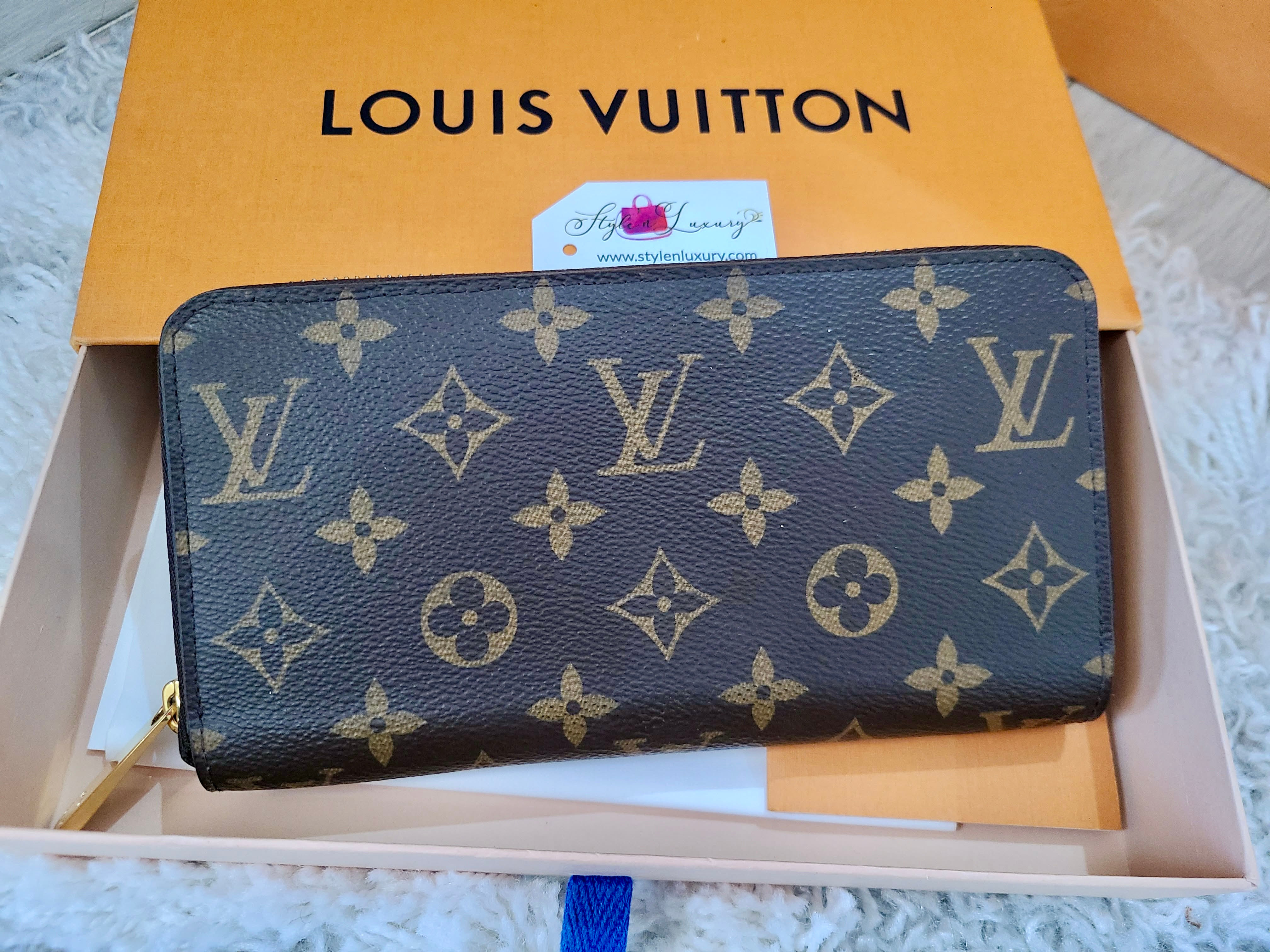 Authentic Louis Vuitton Zippy Long Wallet