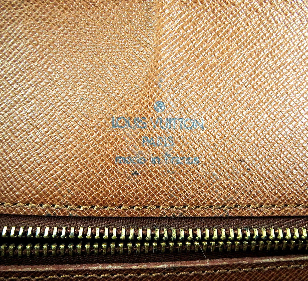 Thumbnail: Authentic Louis Vuitton St Cloud GM crossbody (pre owned)