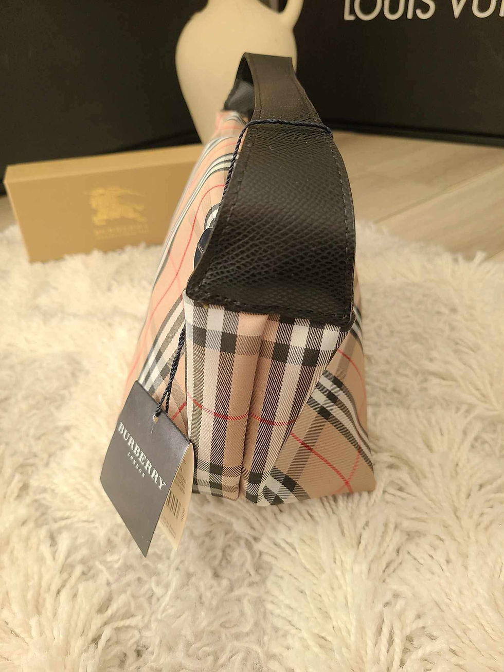Thumbnail: Authentic Burberry Nova check clutch bag (pre owned)