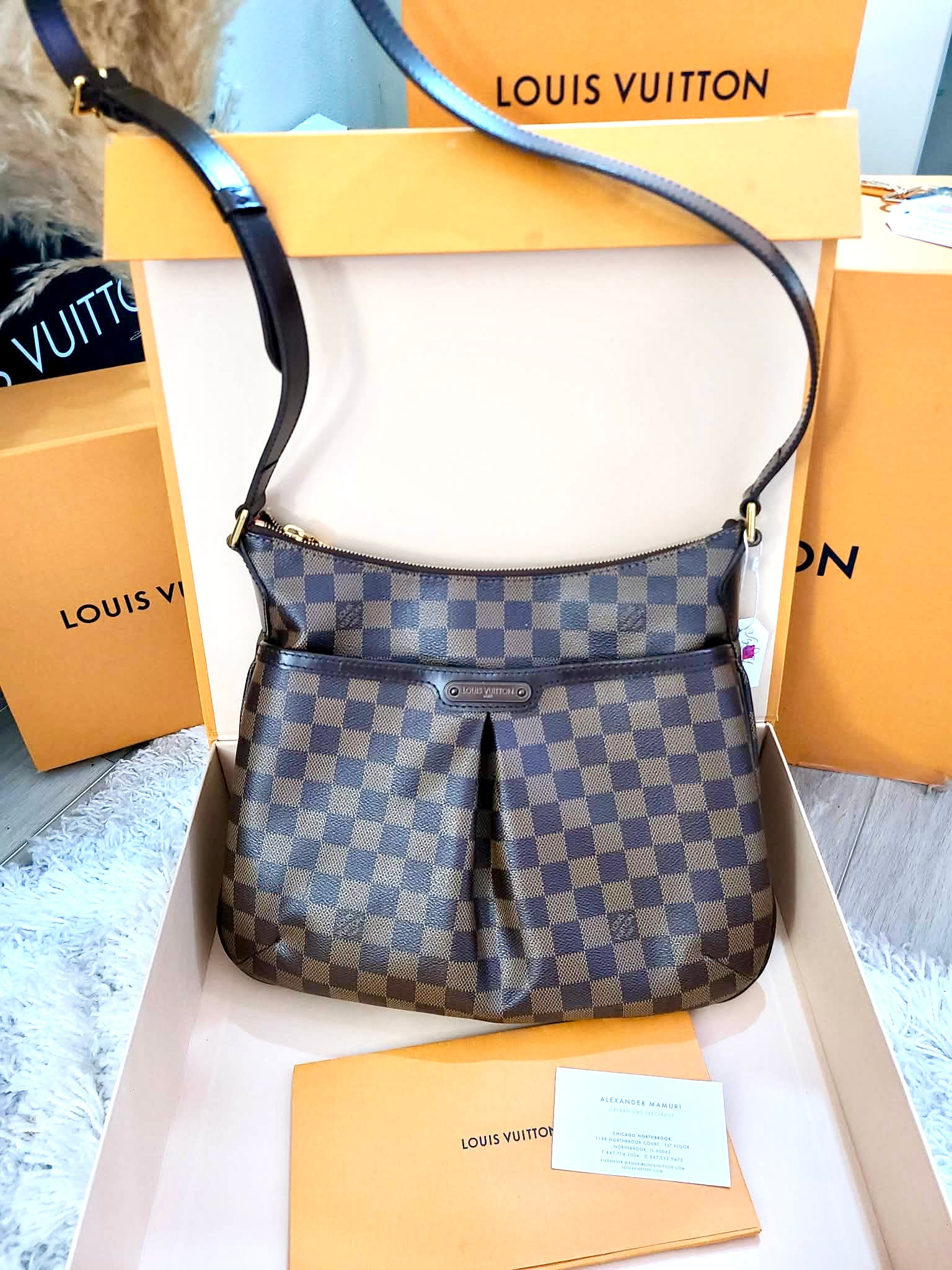 Authentic Louis Vuitton Bloomsbury Damier Ebene crossbody (pre owned)