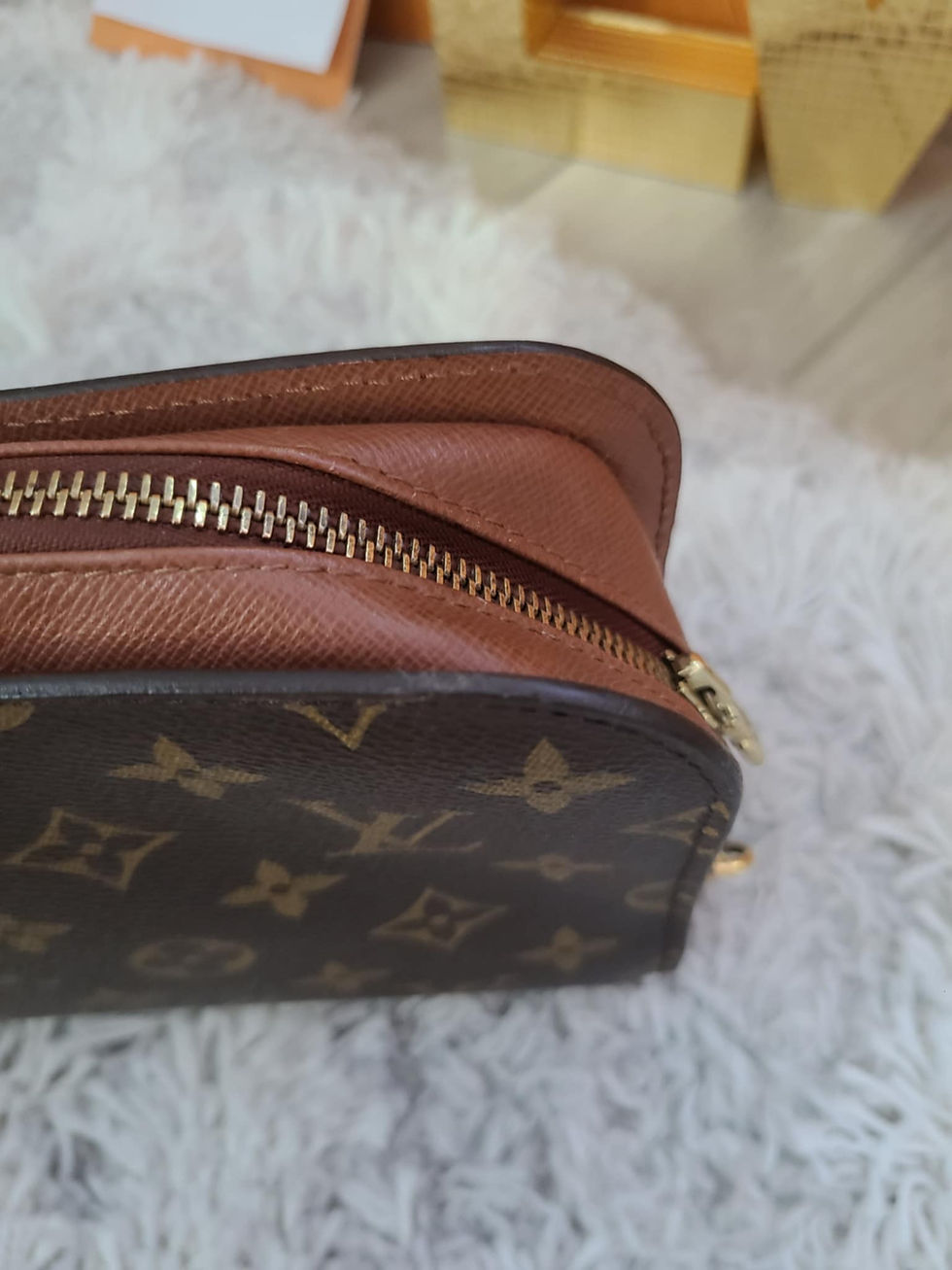 Thumbnail: Authentic Louis Vuitton Orsay Clutch bag (pre owned)