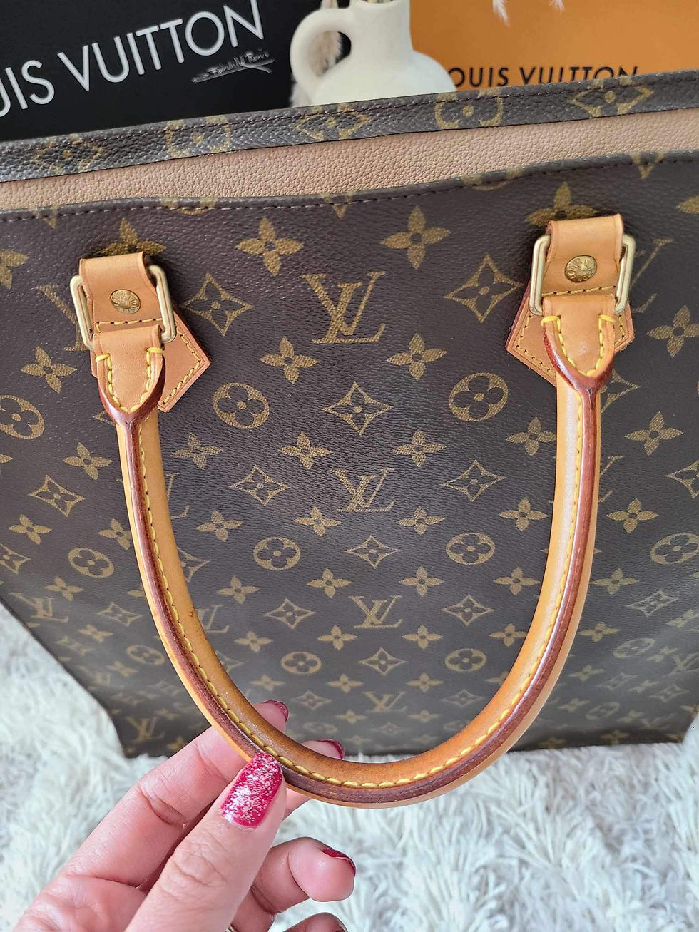 Thumbnail: Authentic Louis Vuitton Sac Plat GM (pre owned)