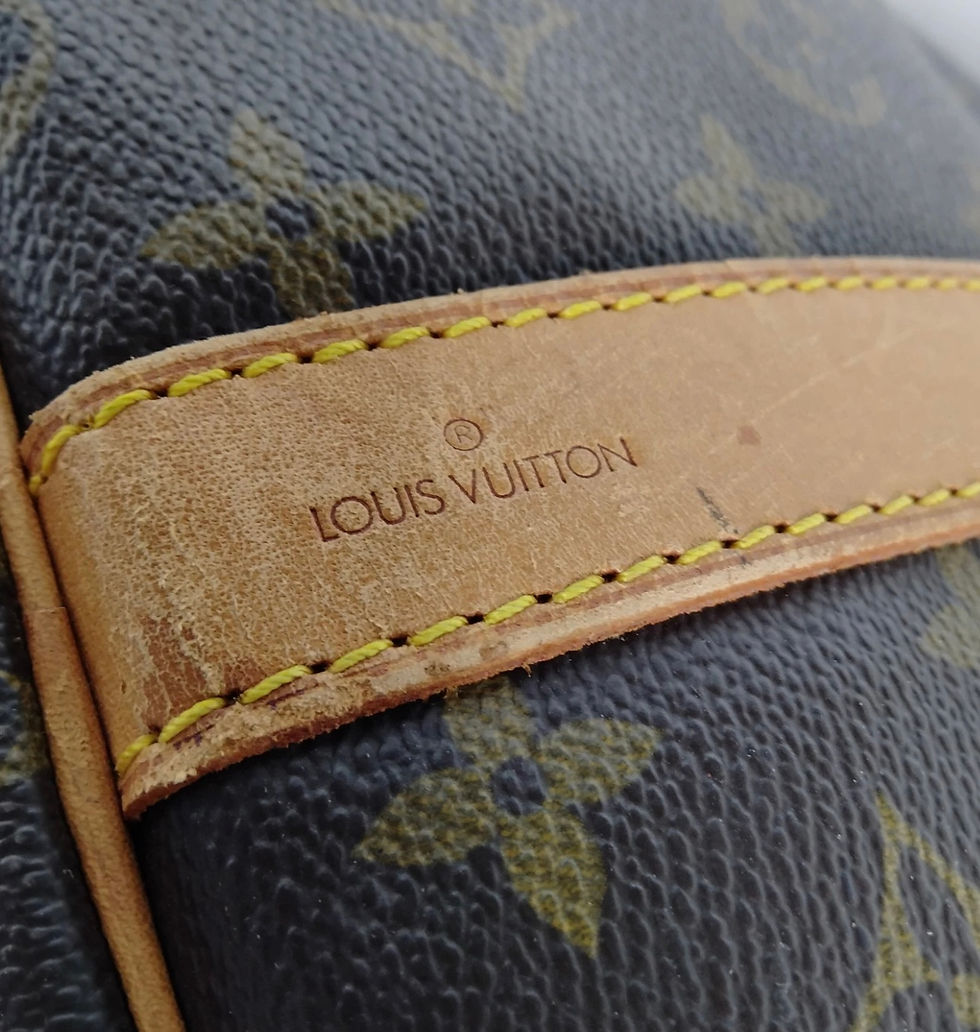 Thumbnail: Authentic Louis Vuitton Keepall 55 bandouliere duffle bag (pre owned)