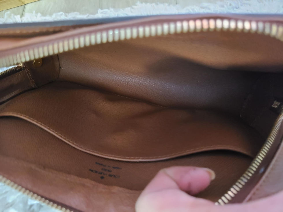 Thumbnail: Authentic Louis Vuitton Orsay Clutch bag (pre owned)