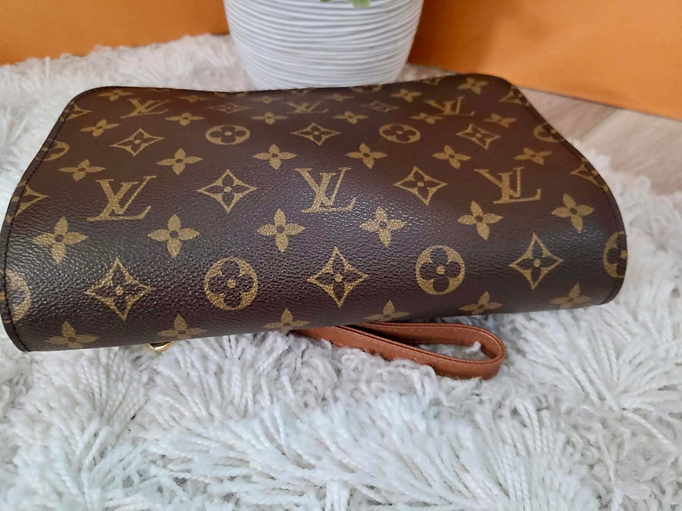 Thumbnail: Authentic Louis Vuitton Orsay Clutch bag (pre owned)