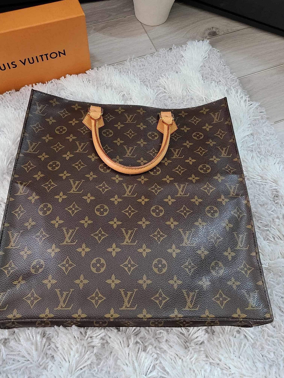 Thumbnail: Authentic Louis Vuitton Sac Plat GM handbag (pre owned)