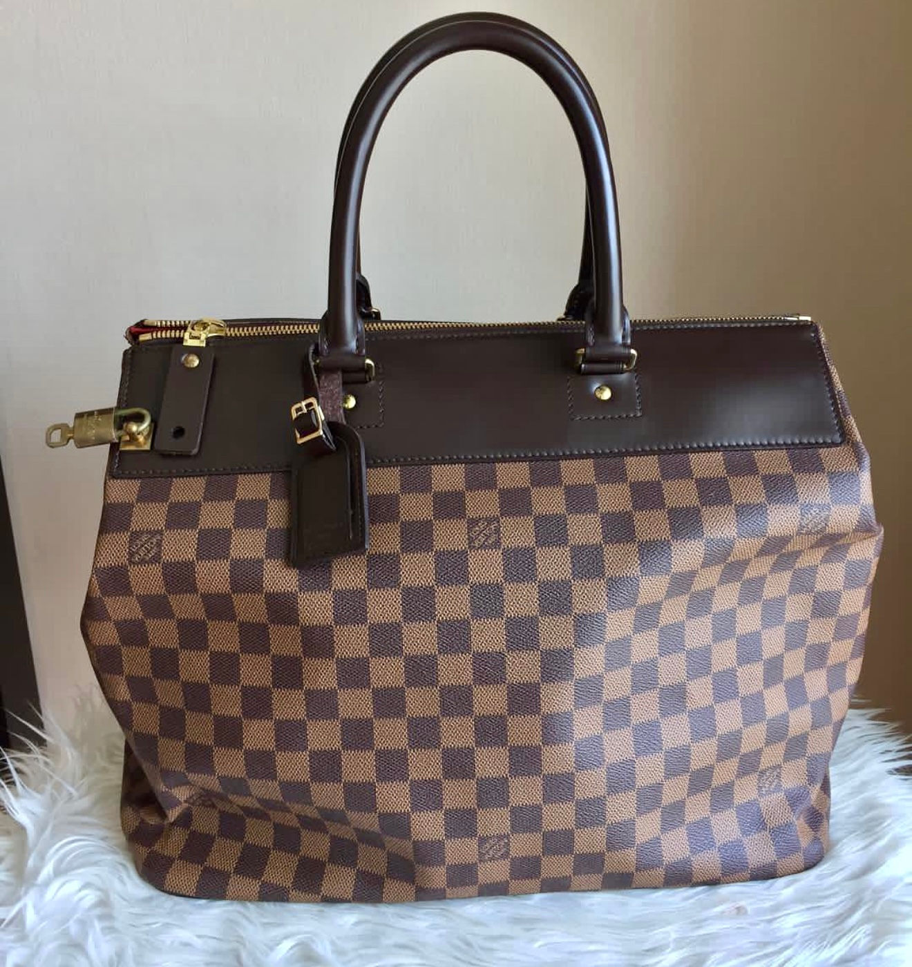 Authentic Louis Vuitton Greenwich Travel Boston bag (pre owned)