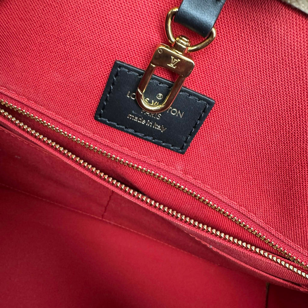 Thumbnail: Authentic Louis Vuitton OnTheGo GM bicolor handbag (pre owned)