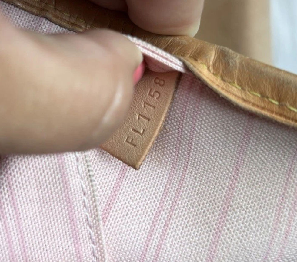 Thumbnail: Authentic Louis Vuitton Neverfull MM Shoulder bag(pre owned)