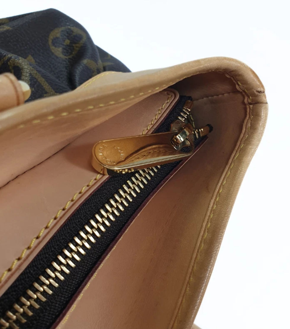 Thumbnail: Authentic Louis Vuitton Boetie MM shoulder bag (pre owned)