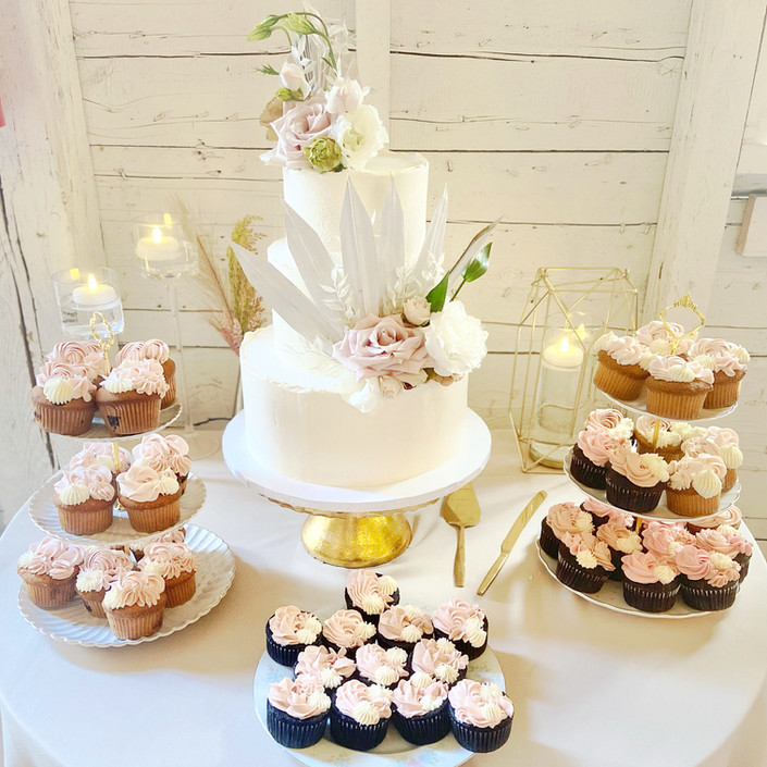 Gallery Buttercream Queen Cake Shop