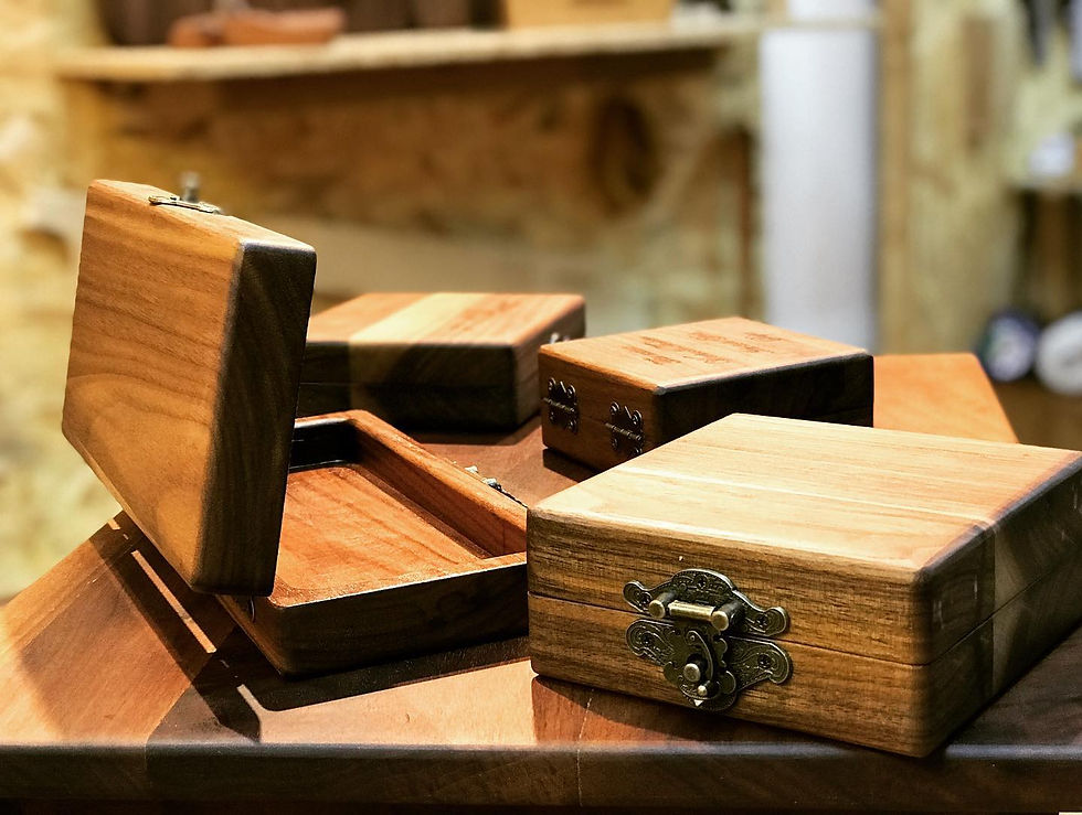 Thumbnail: Walnut Jewellery Box or Pen Case (customised engraving)