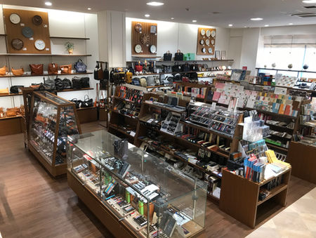 文具&雑貨clipsの店内写真です。大村のショッピングモールこれもおおむら内にあるクリップスでは文具や雑貨を取り扱っています。