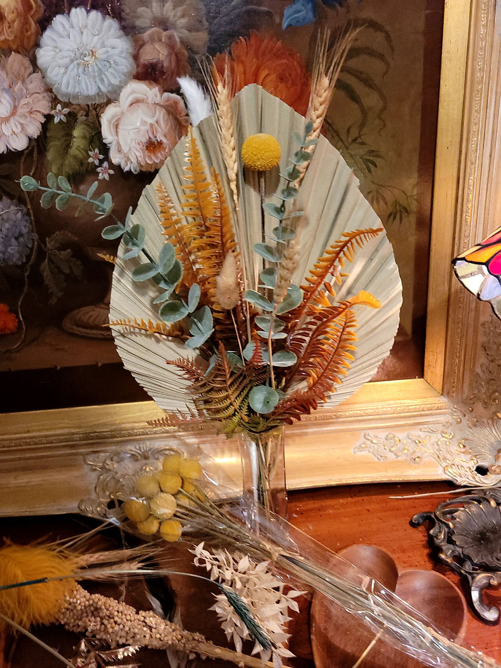 Thumbnail: Dried Arrangement Centerpiece