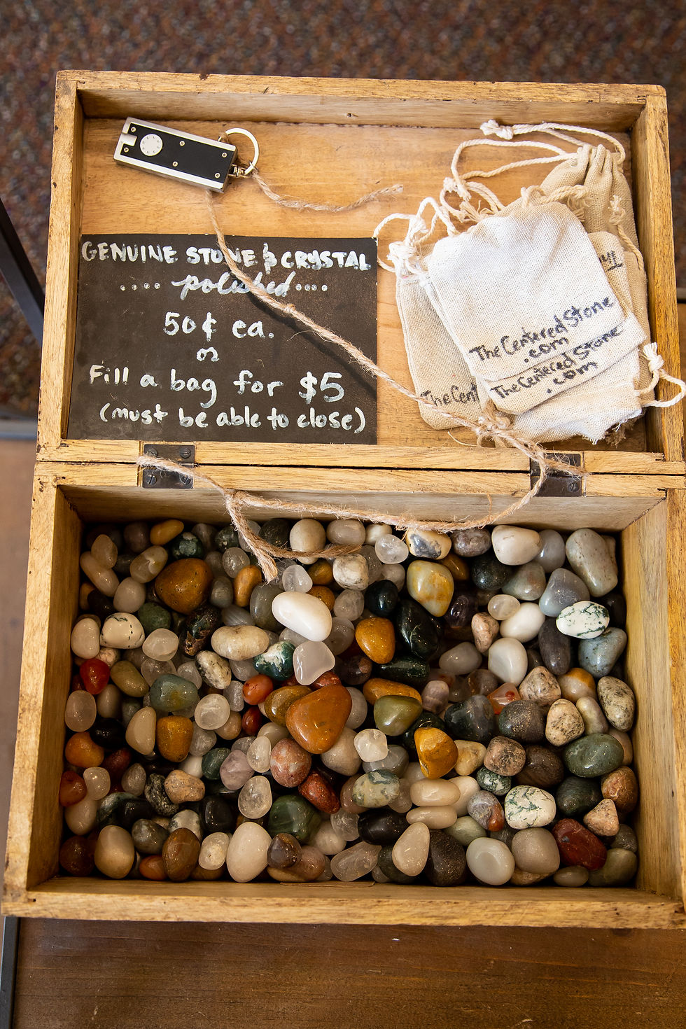 kMQB7F9-0!sizeoriginal