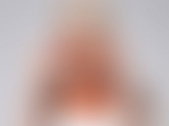 Mulher com falta de memória que pode ser gerada pela dor crônica