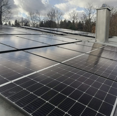 Projekt A - Dachansicht mit Solarpanels