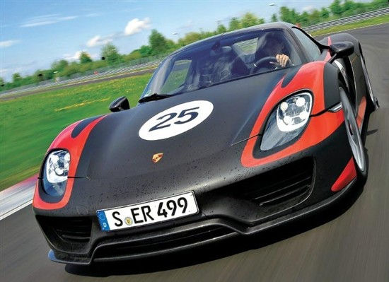 Universal model Porsche 918 Spyder Test Drive Reviews
