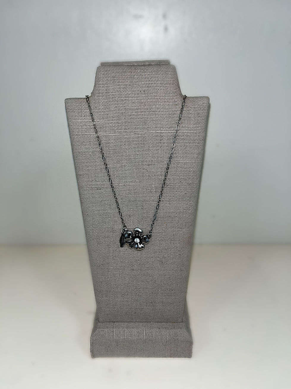 Thumbnail: Necklaces