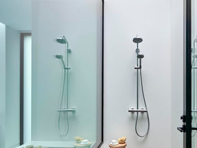 Spa like outdoor shower