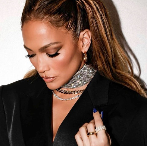 JLo wearing diamond necklaces
