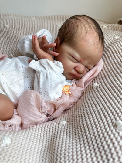 Beautiful reborn baby SOLE Gracie Mae by LLE sleeping created by Clingy Monkey Reborns