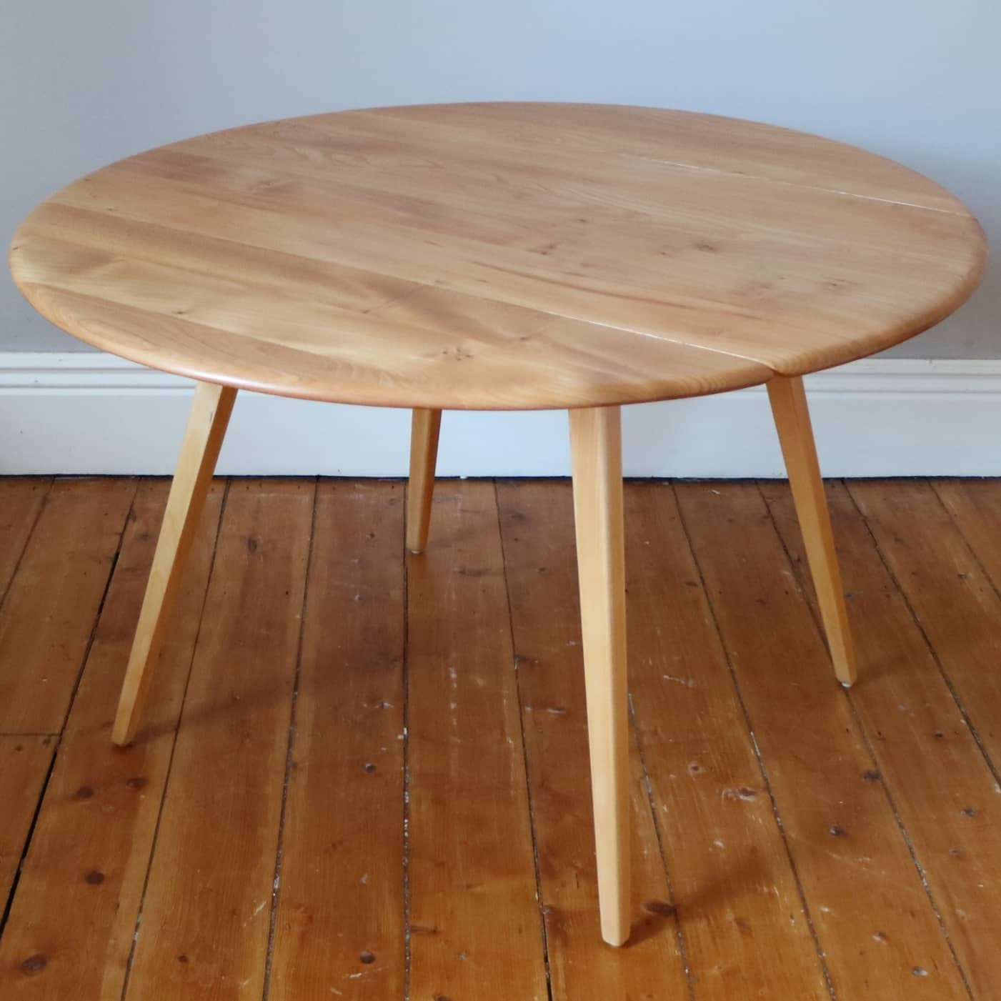Vintage Ercol 384 Drop Leaf Circular Dining Table