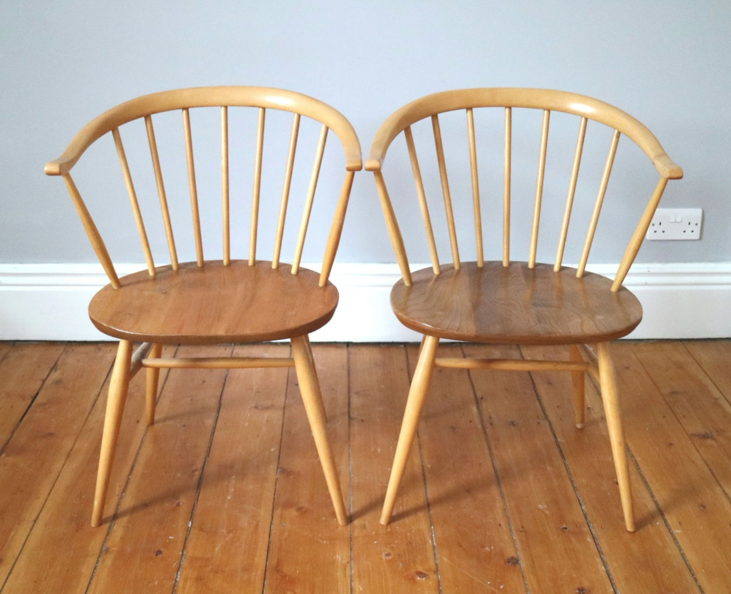 Two Vintage Ercol Windsor 449a Cowhorn Chairs