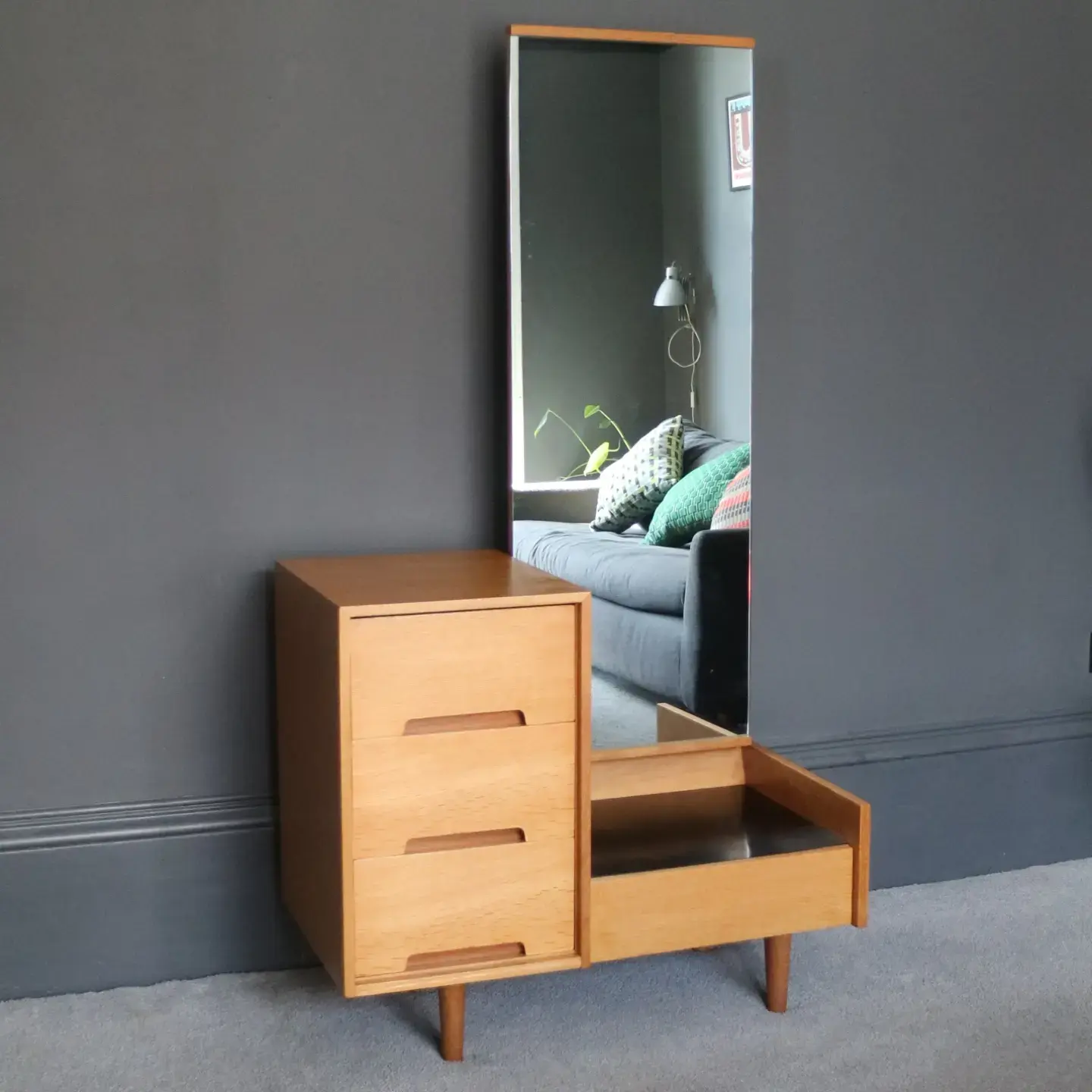 Vintage Mid Century Oak Stag C Range Drawers Dresser by John & Sylvia Reid