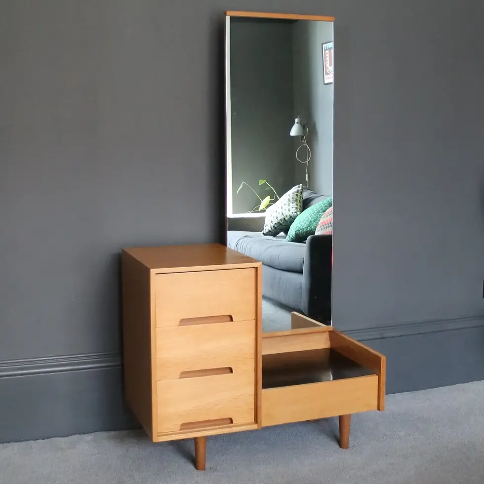 Vintage Mid Century Oak Stag C Range Drawers Dresser by John & Sylvia Reid