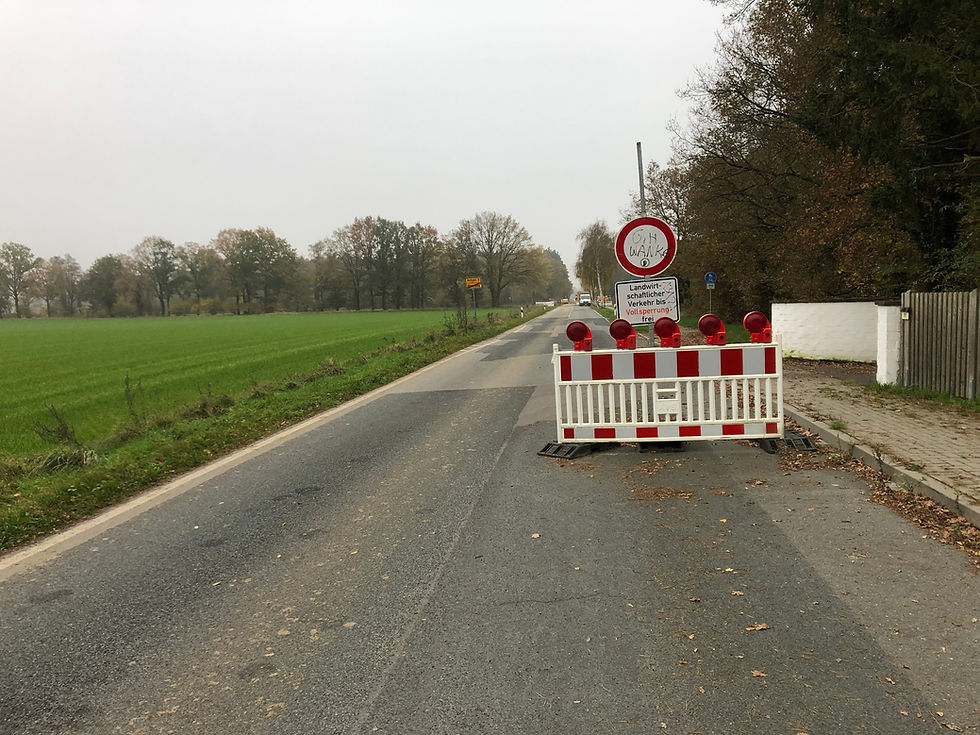 Noch ist die K 57 zwischen Altencelle und Nienhagen gesperrt. Mitte Dezember soll der Verkehr hier wieder fließen - wenn das Wetter mitspielt.