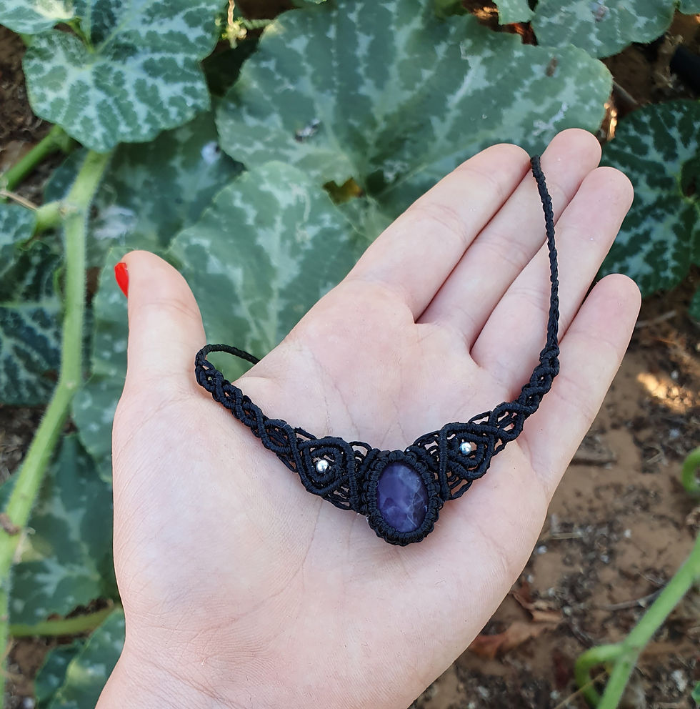 שרשרת אמטיסט שחורה עם חרוזי כסף