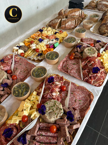 buffet, campagnard,plateau de charcuteries, chamagorestauration