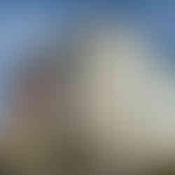 Bâtiment commercial de 6 étages avec locaux à louer