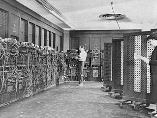 Como foi inventado o computador?