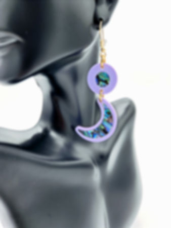 Nuci Earrings (Hooks)
