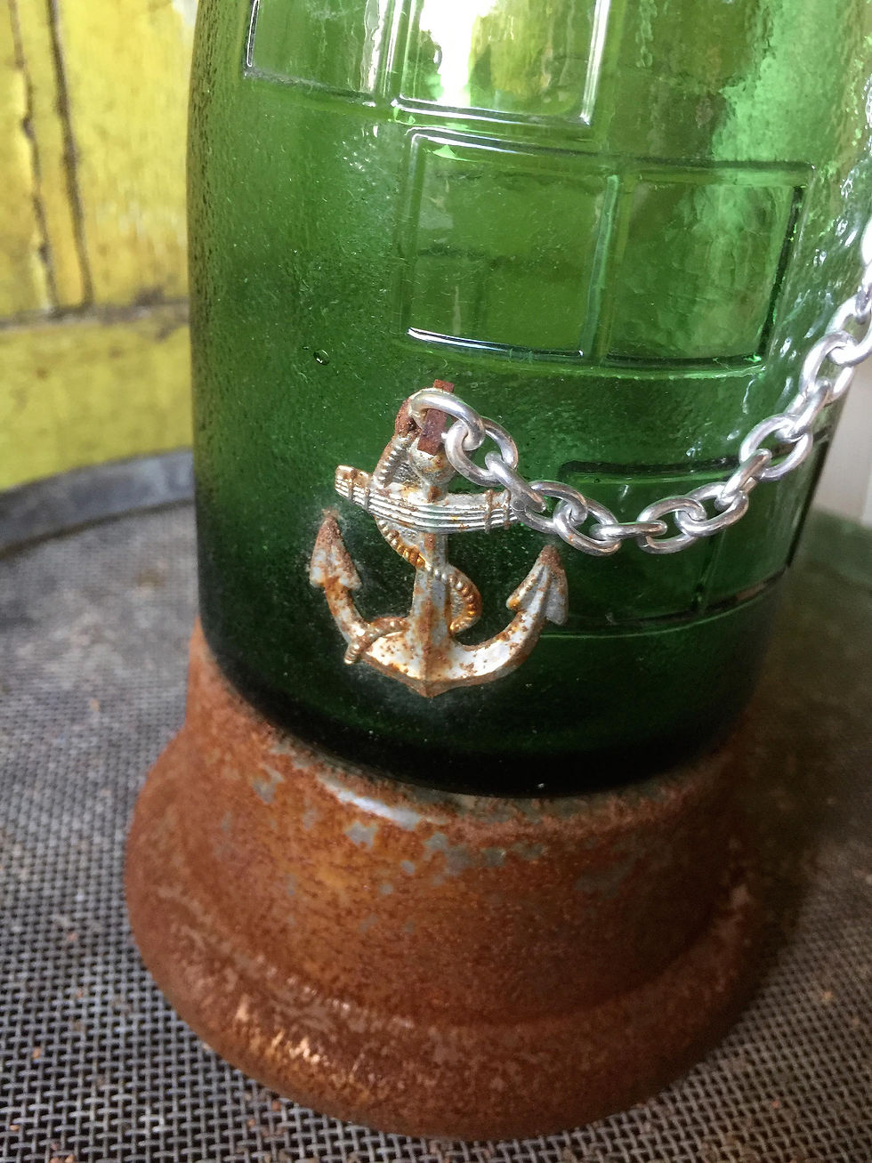 Thumbnail: Rusty Lighthouse Decanter made in Japan