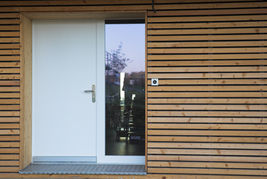 Eingangst�re 19 .jpg