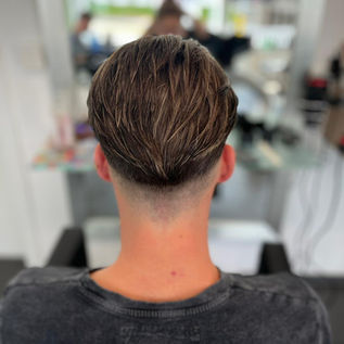 Herrencoiffure Schnitt