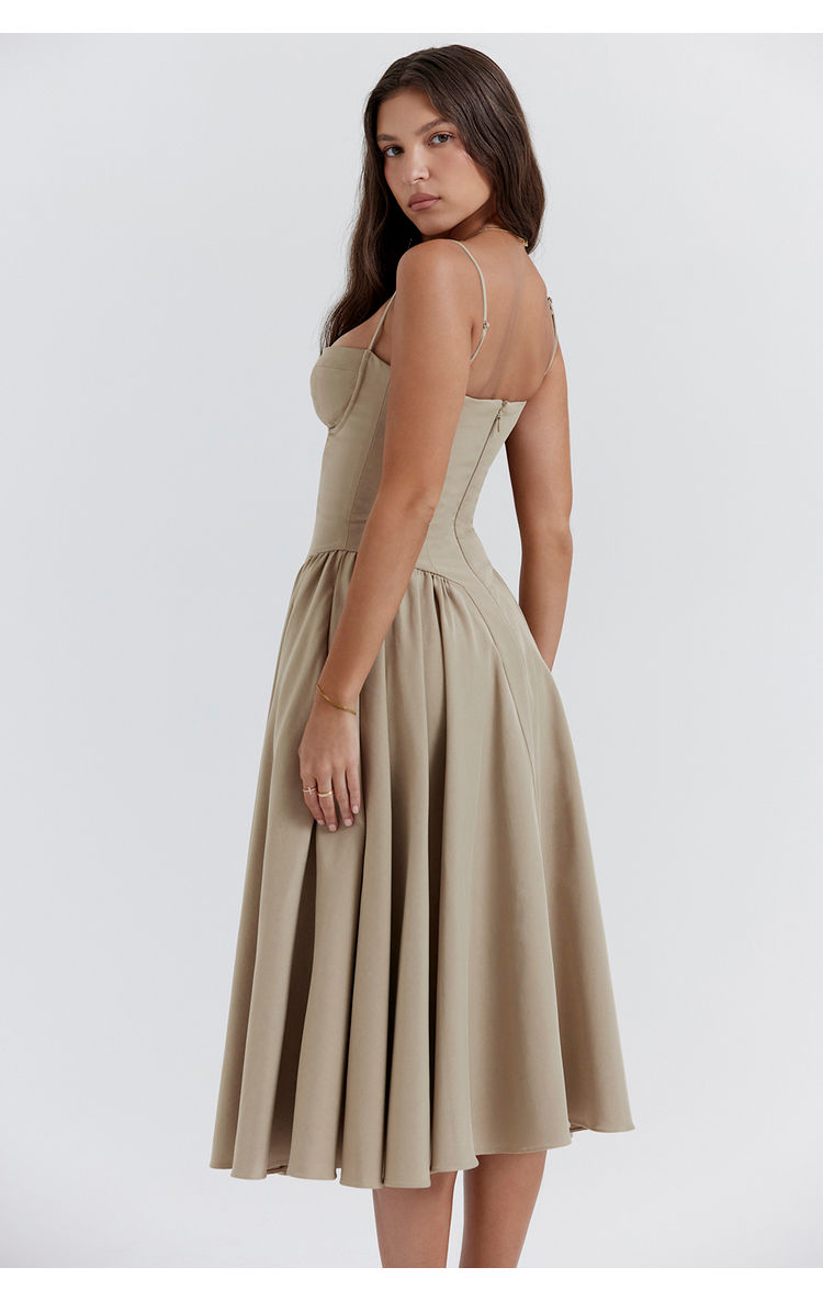 Miniatura: Vestido de tiras con golas