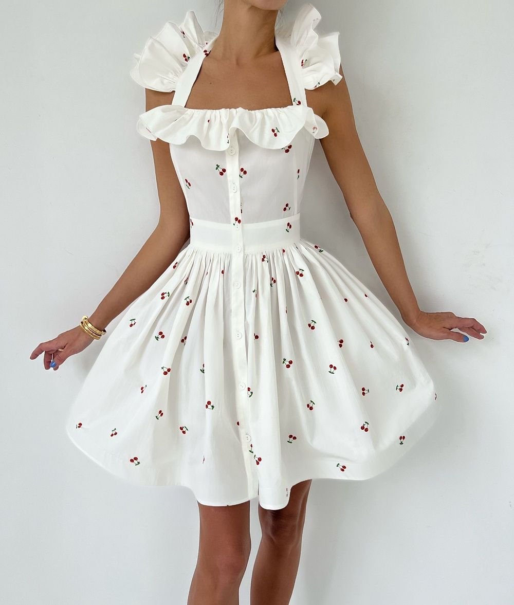 Vestido con golas y botones