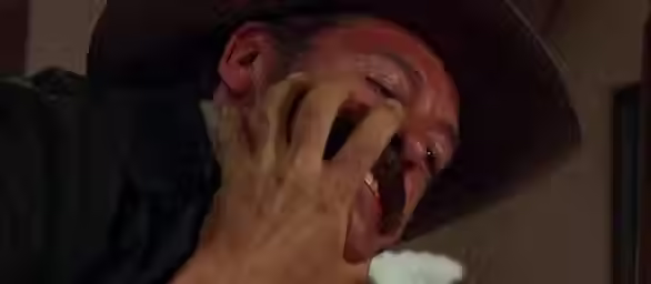 "Kobieta ze stali" – Odcinek 111: Rosendo i José Miguel wdają się w bójkę